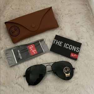 Ray Ban aviator sunglasses NIB